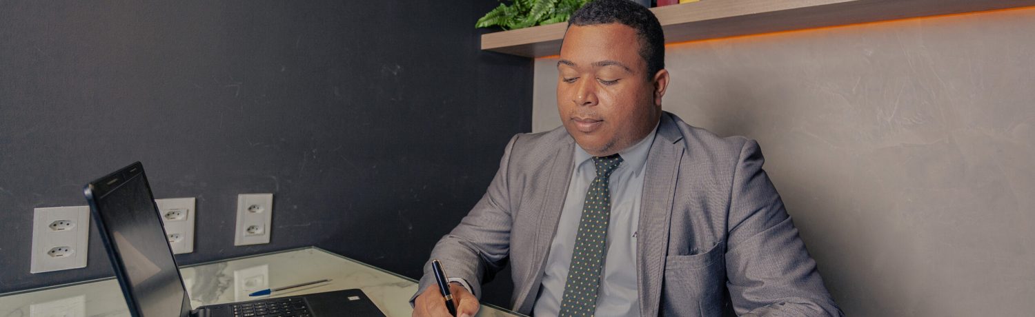 ANDRÉ RAMOS -ADVOGADOS ASSOCIADOS